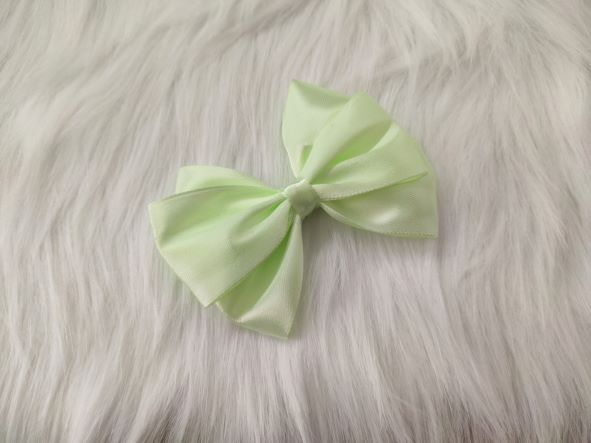 Triple Bowtie Bow