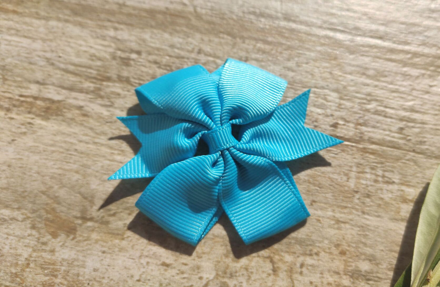 Pinwheel Bow