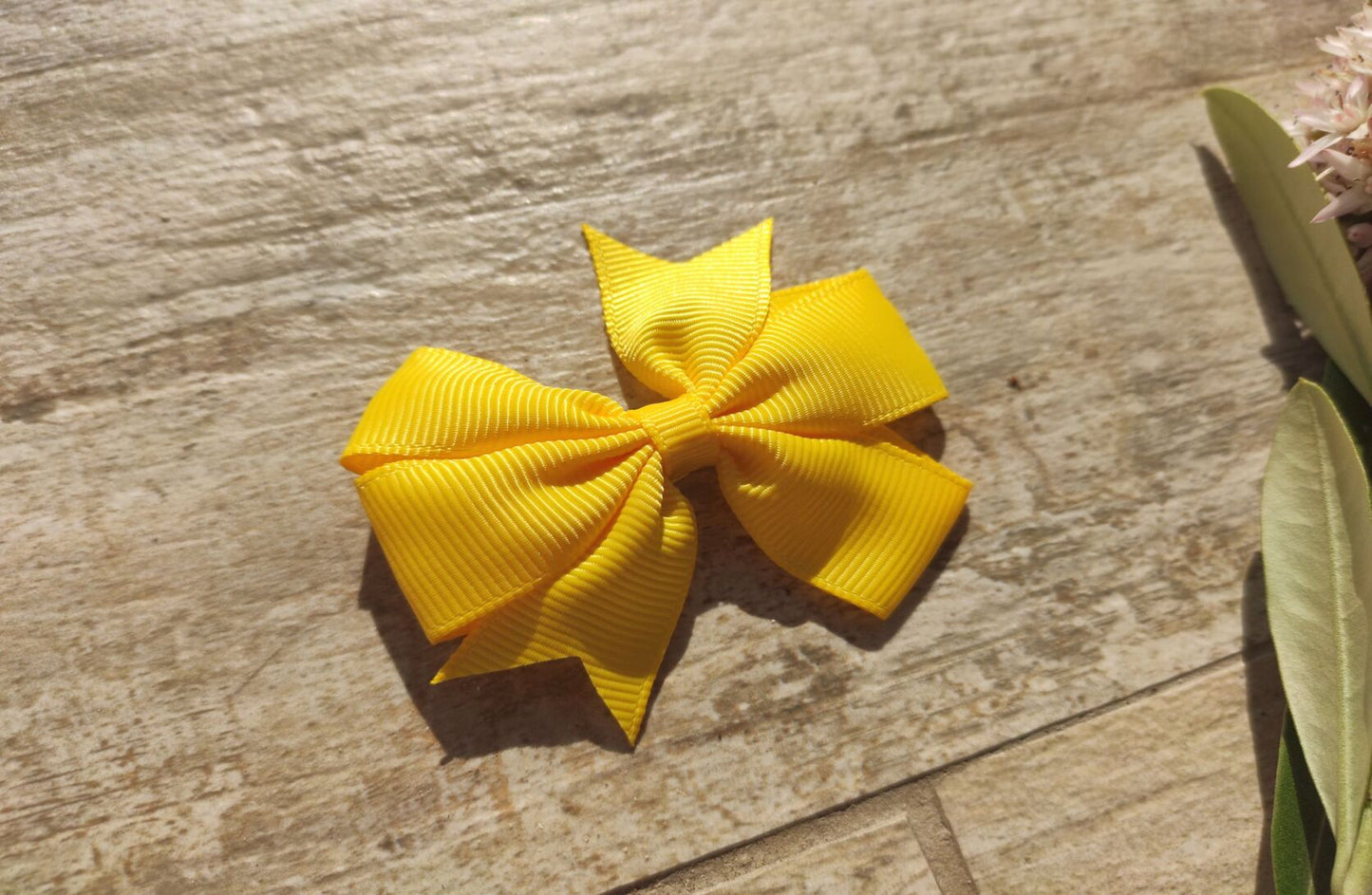 Pinwheel Bow