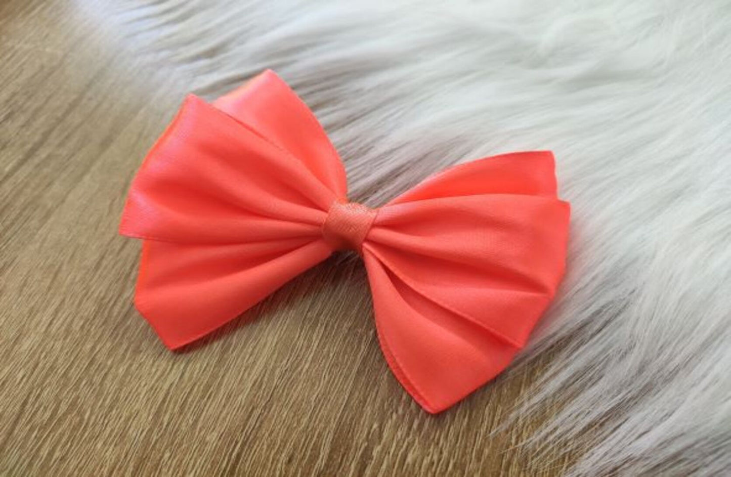 Triple Bowtie Bow